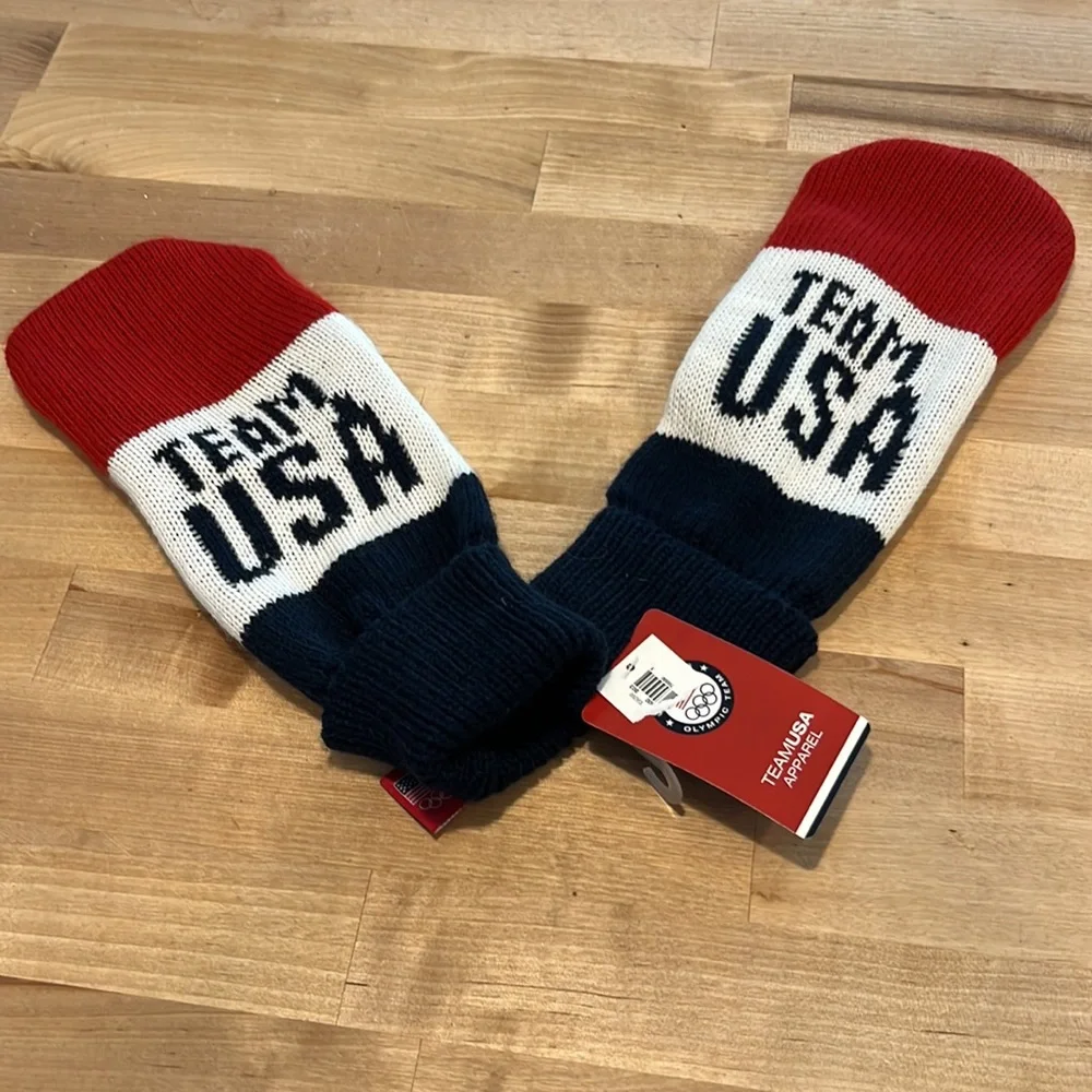 Old Navy Team USA Adult Winter Mittens Cozy Olympics Cold Weather New